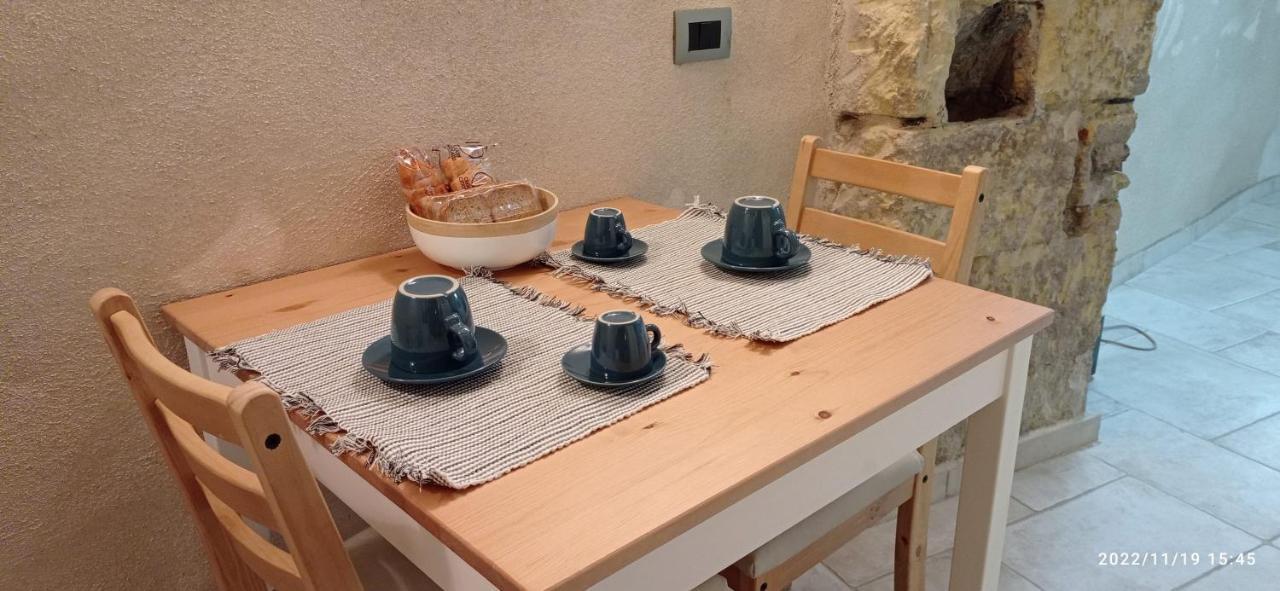 Cozy Suite Centro カリアリ エクステリア 写真